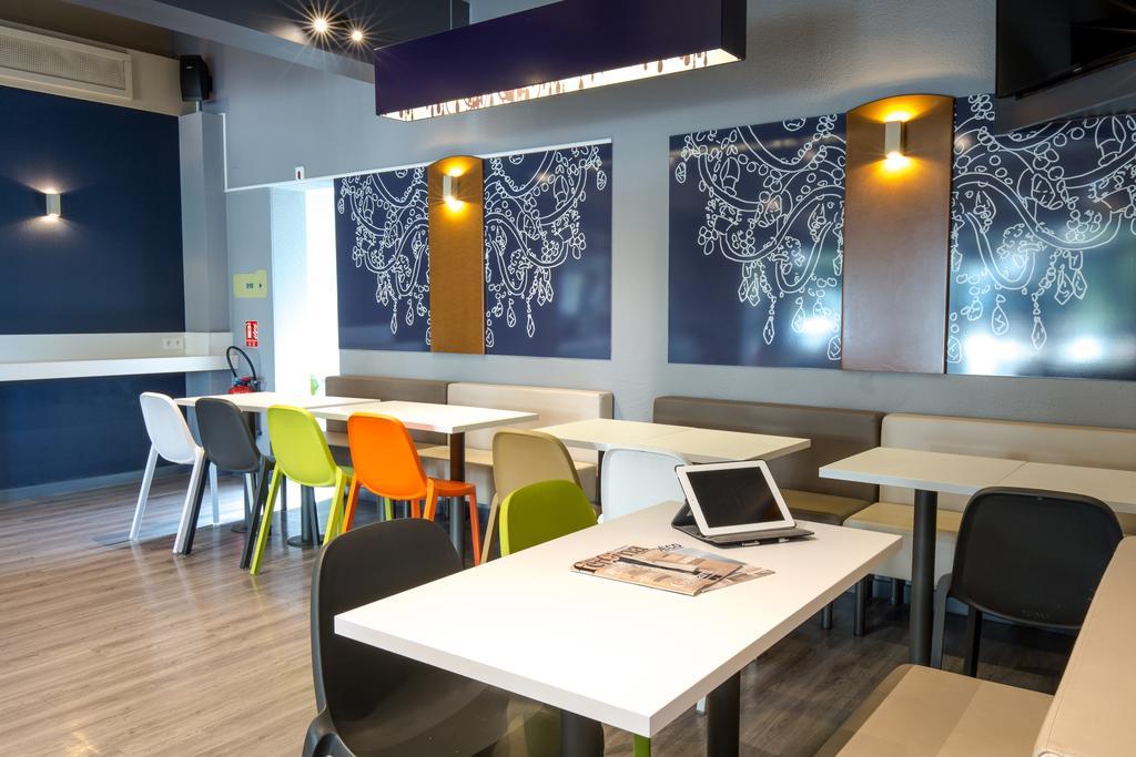 Ibis Budget Aubagne Paluds Agora Exterior photo